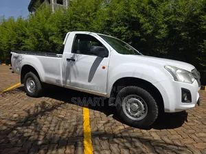 Isuzu D-MAX 2017 White