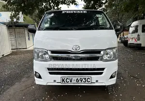 Toyota HiAce 2012 White