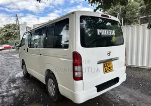 Toyota HiAce 2012 White