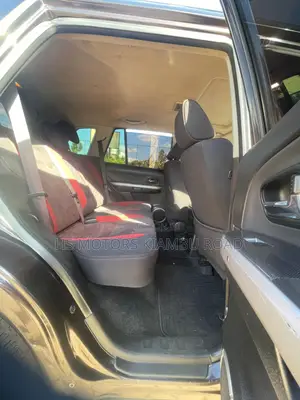 Suzuki Escudo 2012 Black