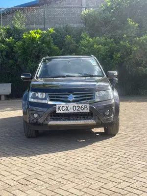 Suzuki Escudo 2012 Black