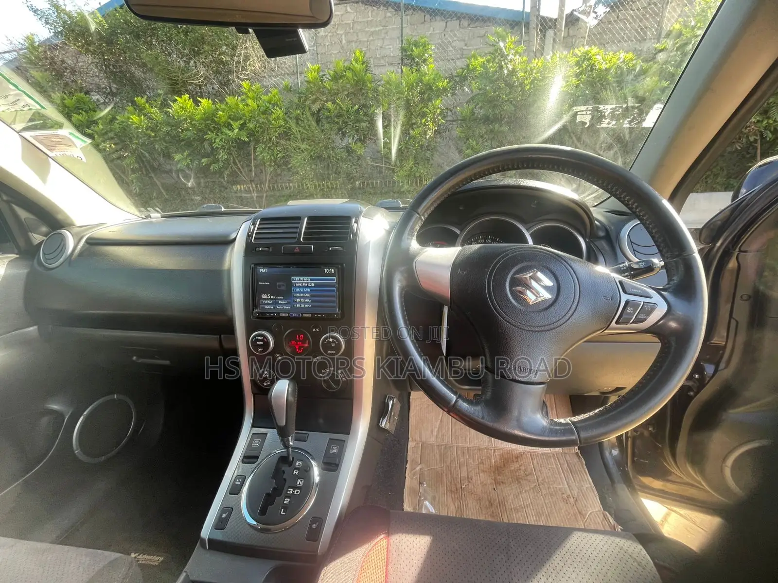 Suzuki Escudo 2012 Black