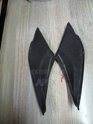 Windscreen Finishers Fielder/Axio