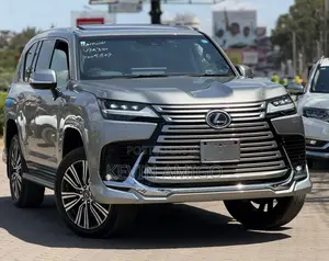 Lexus LX 600 2022 Gold