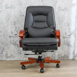 High Back Reclining Manager's Seat.