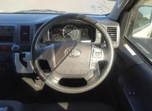 Toyota HiAce 2020 White