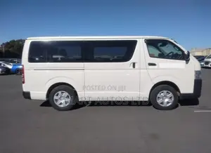 Toyota HiAce 2020 White