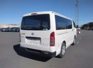Toyota HiAce 2020 White