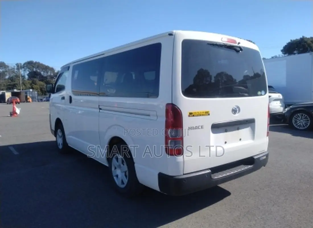 Toyota HiAce 2020 White