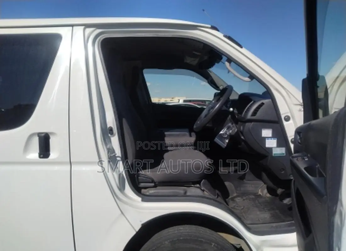 Toyota HiAce 2020 White