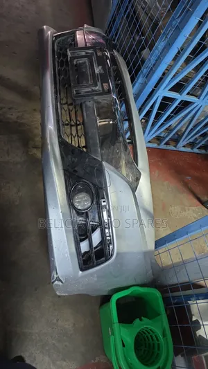 Honda Insight Front Bumper