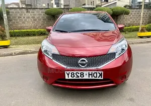 Nissan Note 2015 Red