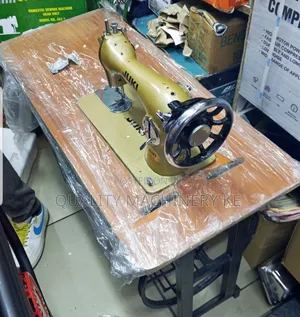 Durable Domestic Juki Sewing Machine With Local Table