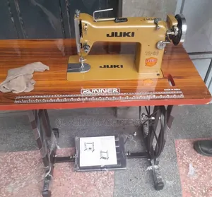 Strong Industrial Juki Sewing Machine Complete With Imported Table