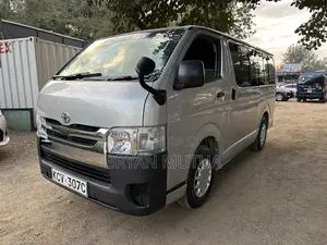 Toyota HiAce 2012 Silver