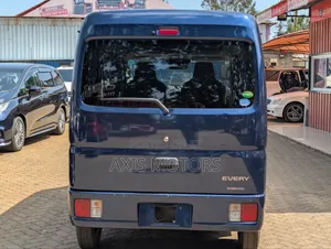 Suzuki Every Wagon 2019 Blue