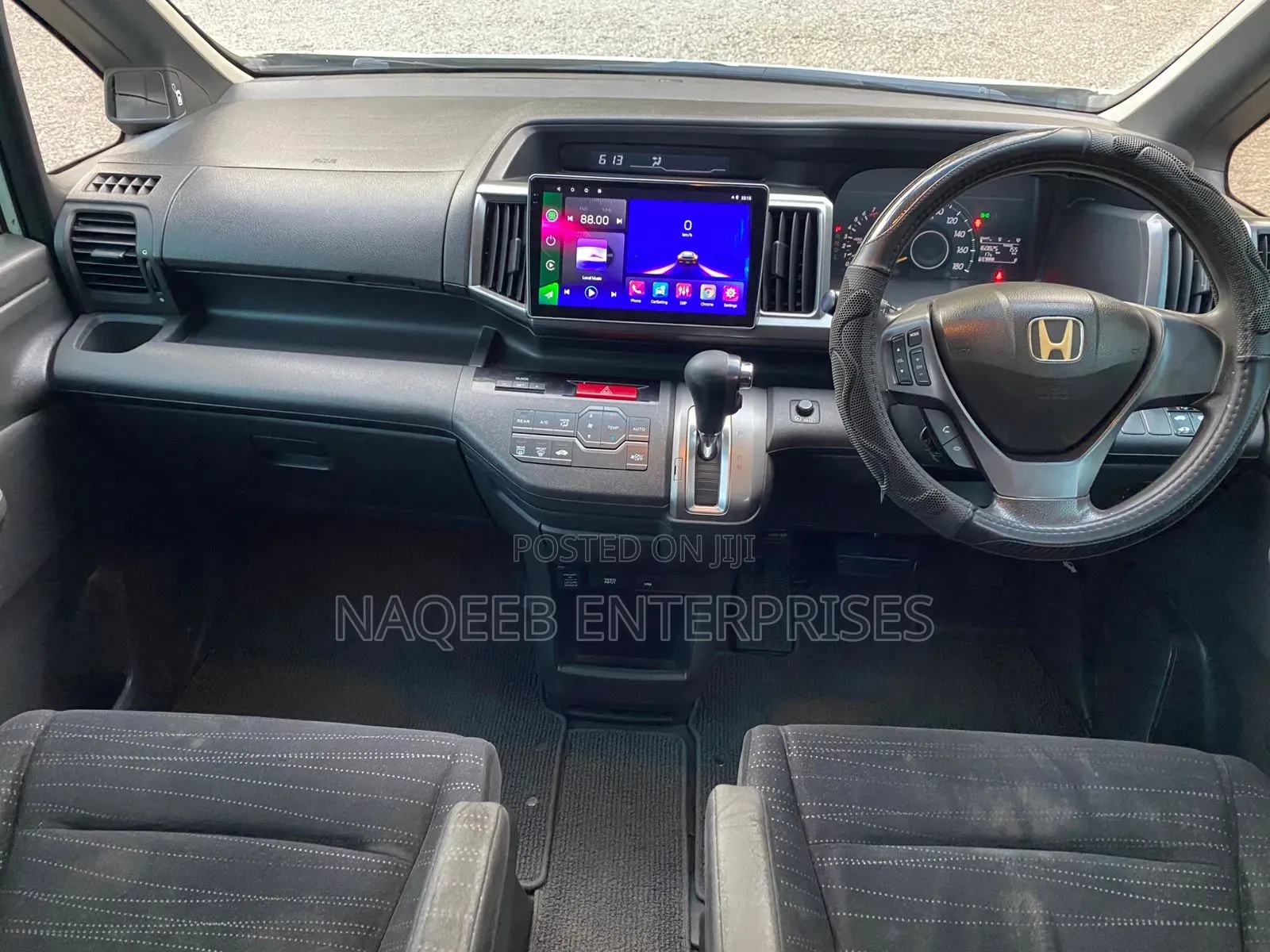 Honda Stepwgn 2012 White