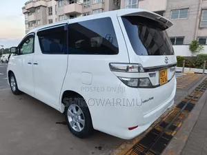 Toyota Vellfire 2013 Off white