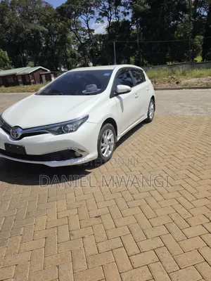Toyota Auris 2015 White