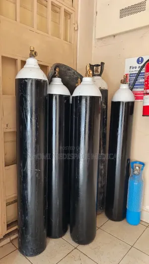 Full 8.5m3 Oxygen Cylinder With , Regulator and Oxygen Key