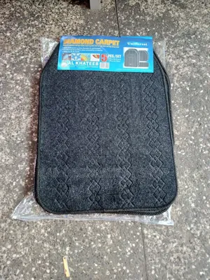 Soft Heavy Duty Woolen/Velvet Carpet Diamond Pattern Mats
