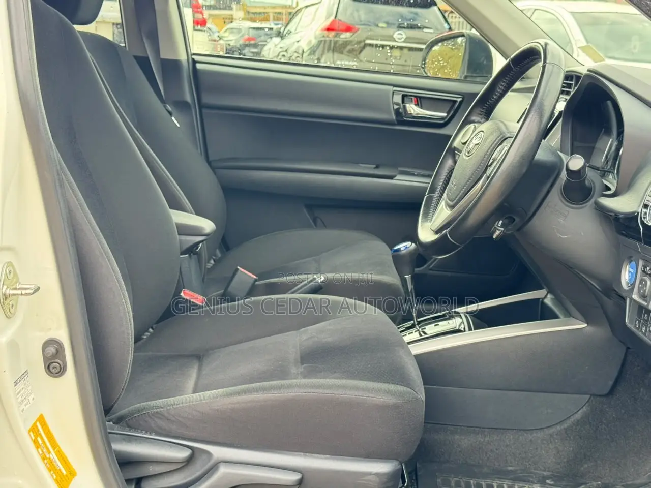 Toyota Corolla Fielder 2019 White