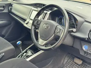 Toyota Corolla Fielder 2019 White
