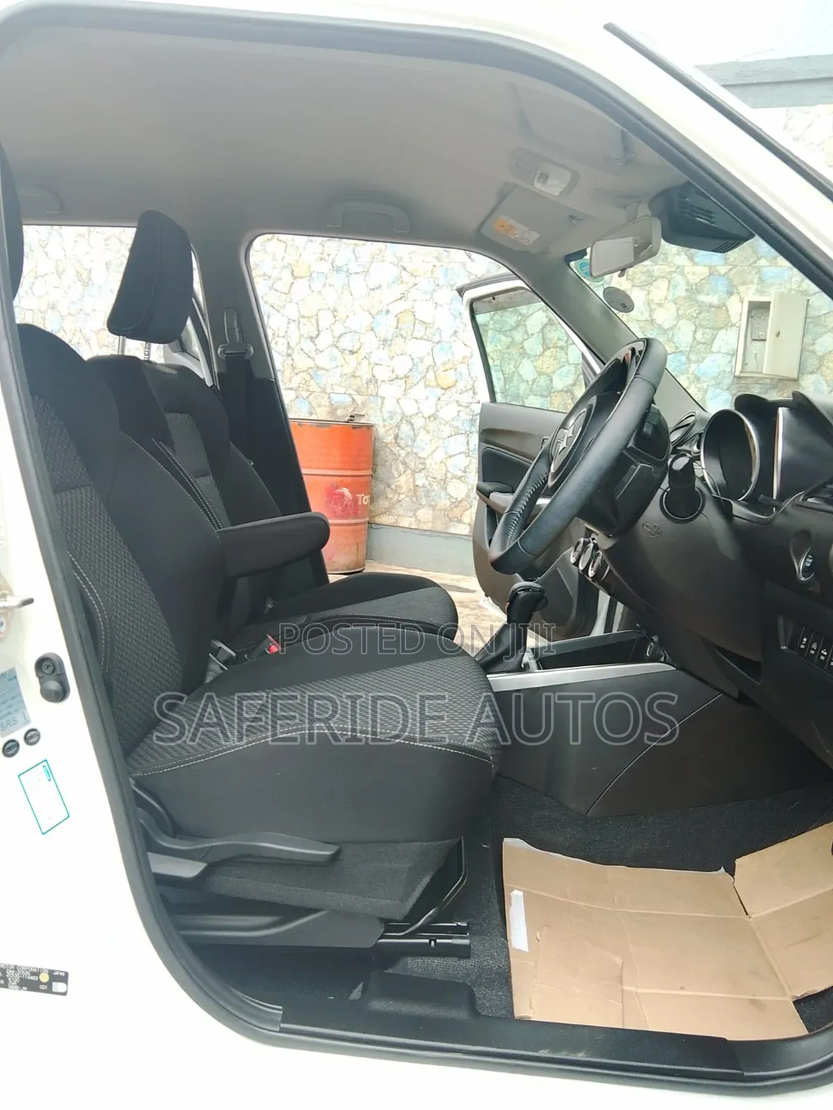 Suzuki Swift 2019 White