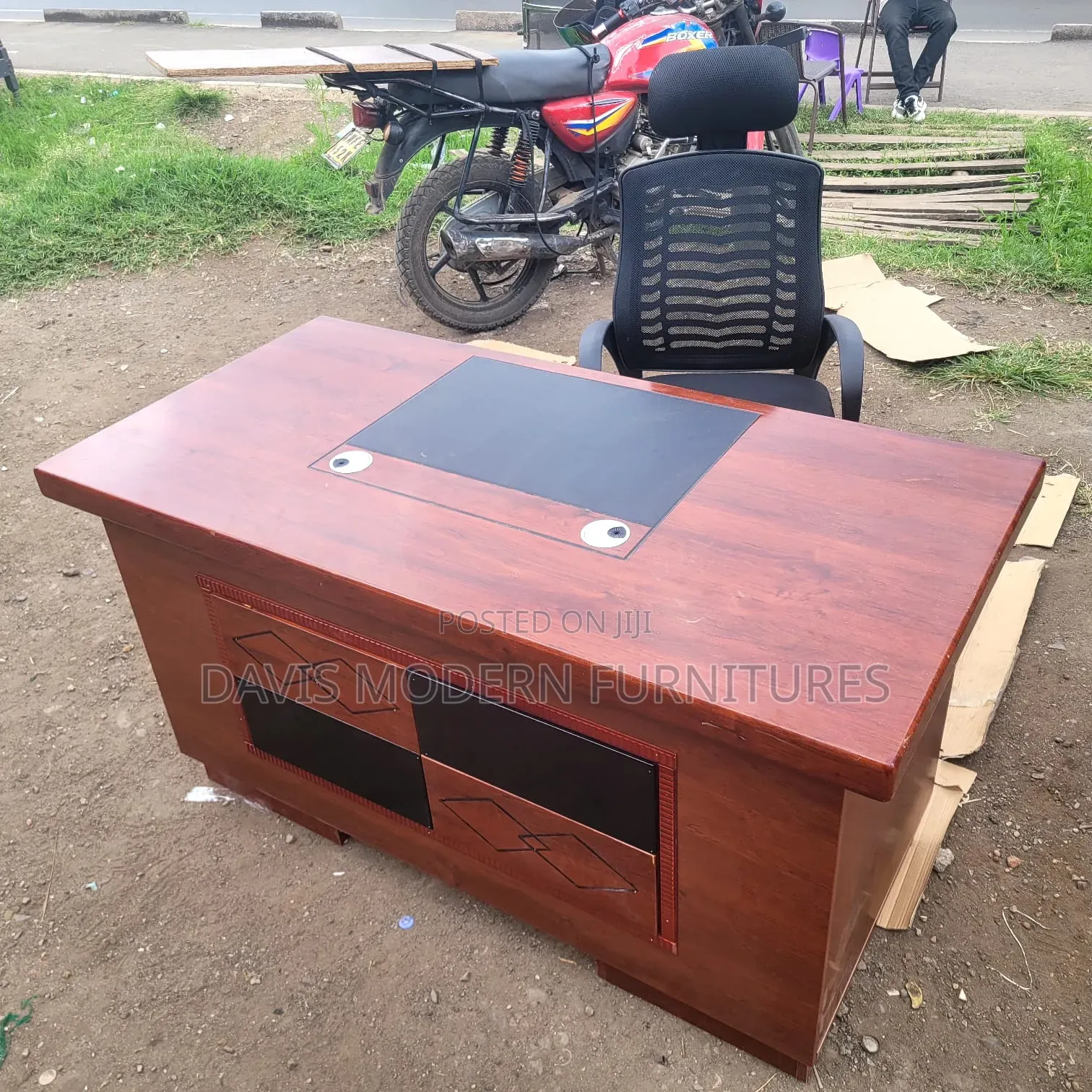 Mahogany -Finished Executive Office Desk