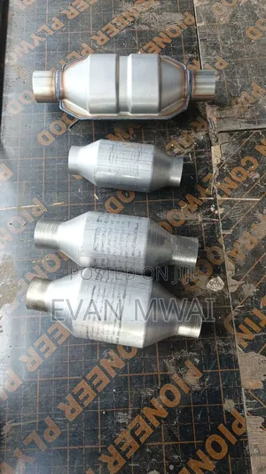 Toyota Ractis 2sz Engine 2010 Catalytic Convertor Available