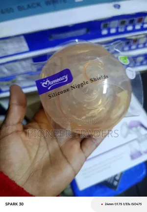 Nipple Shield, Mommesy Silicone Nipple Shield