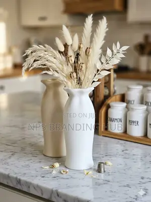 Plastic Long Nordic Style Vase (Hbc