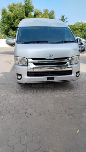 Toyota HiAce 2019 Silver