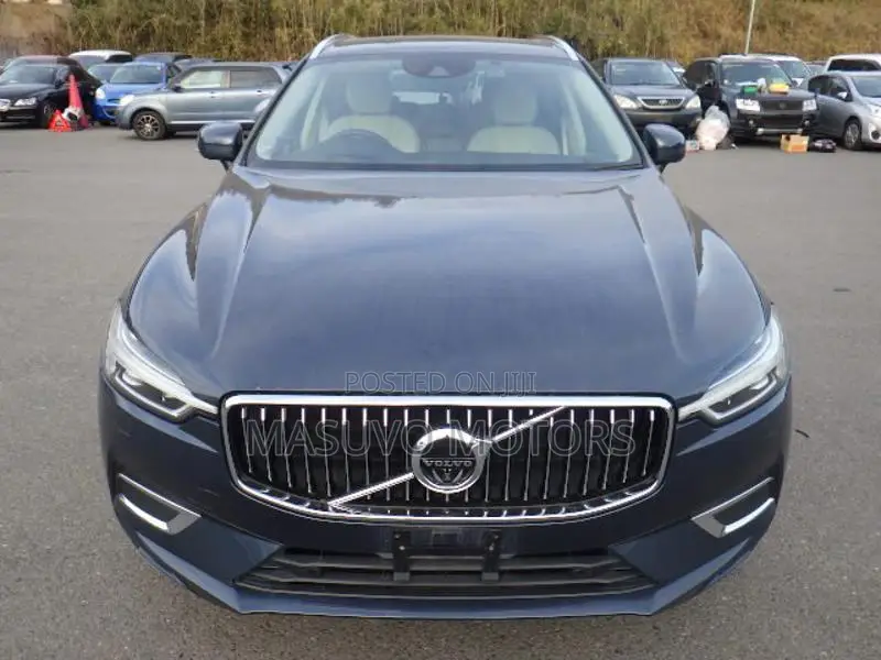 Volvo XC60 2019 Blue