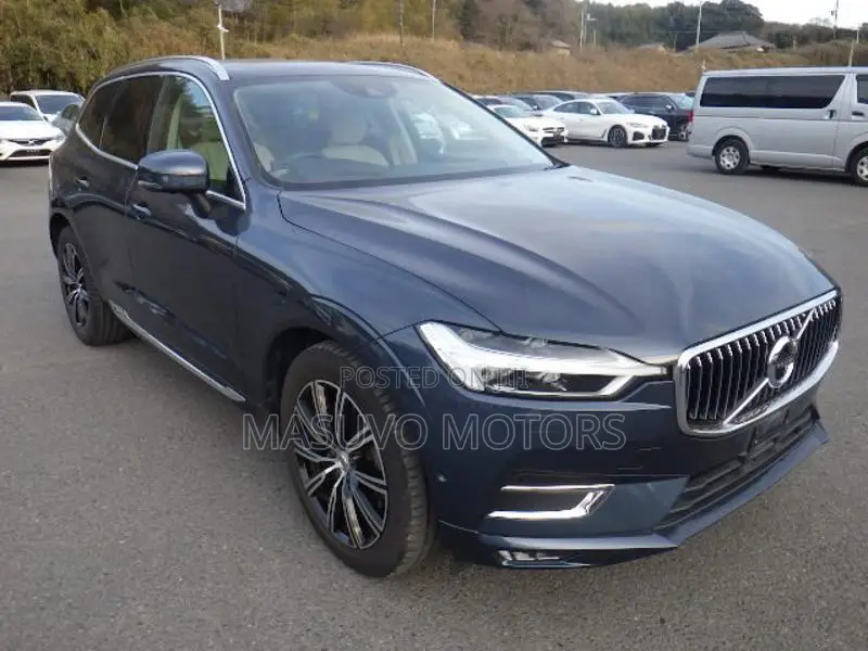 Volvo XC60 2019 Blue
