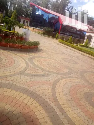 Cobblestones / Circle Stones Strong and Durable