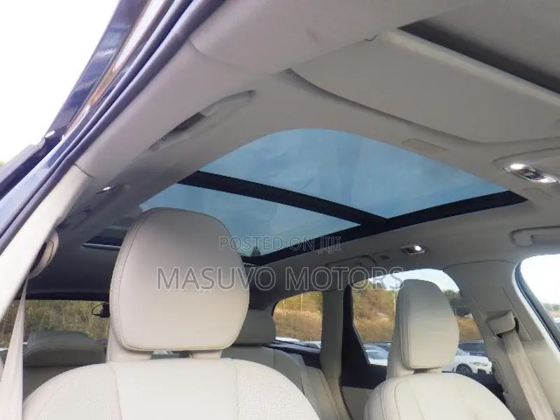 Volvo XC60 2019 Blue