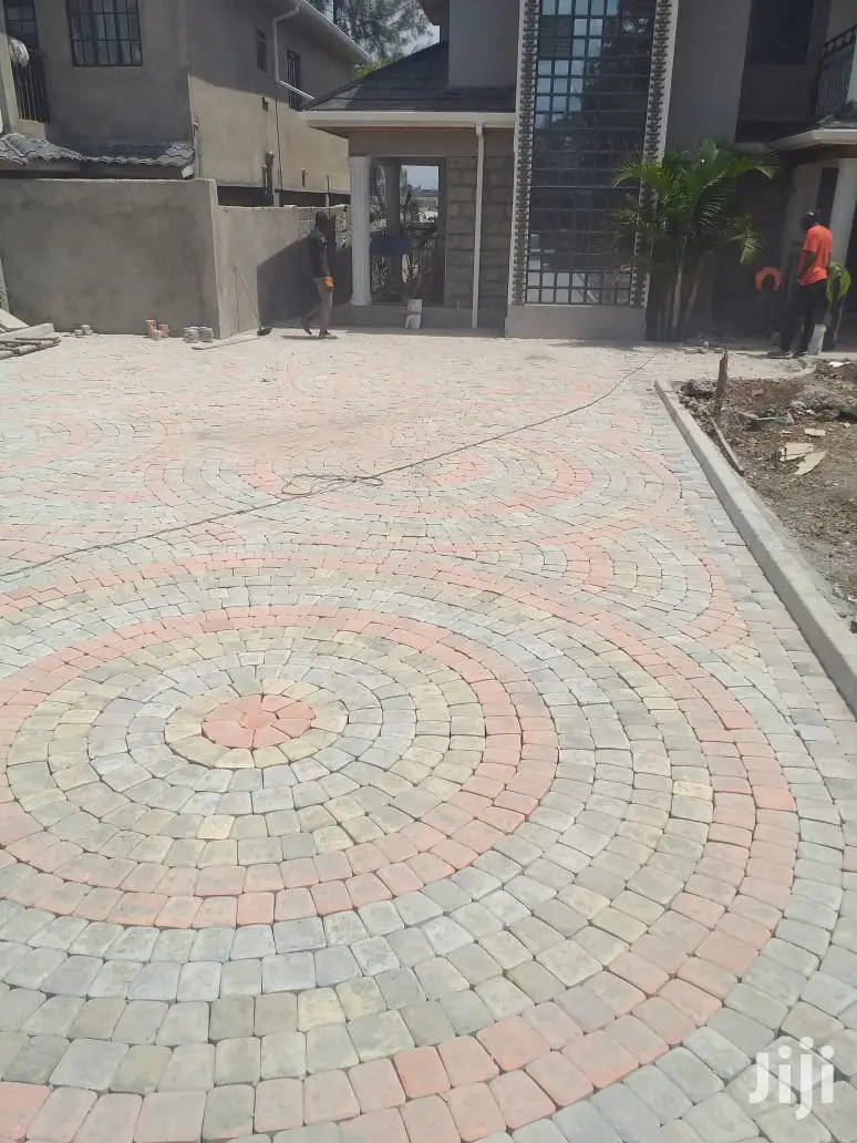 Cobblestones / Circle Stones Strong and Durable