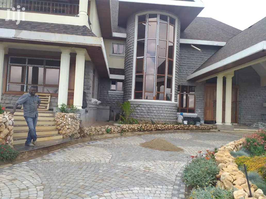 Cobblestones / Circle Stones Strong and Durable