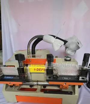 Defu Key Cutting Machine 100e1