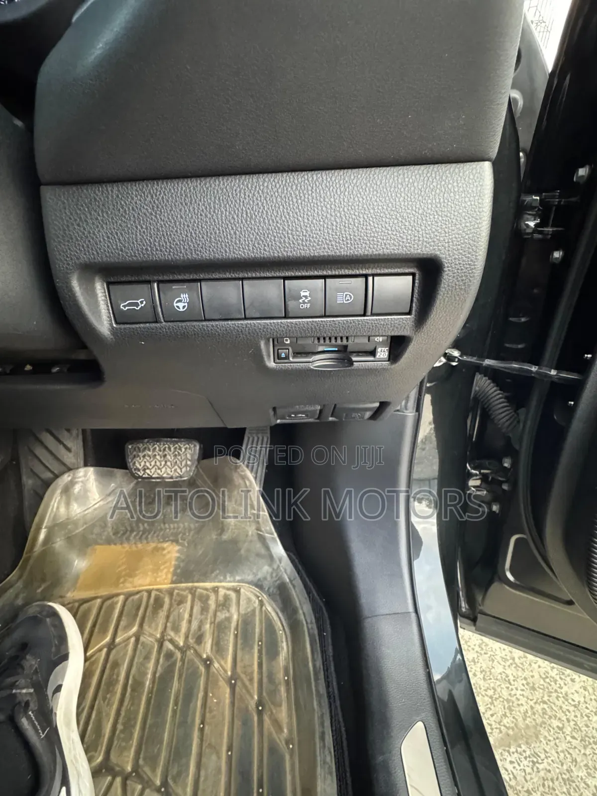 Toyota Harrier 2020 Black