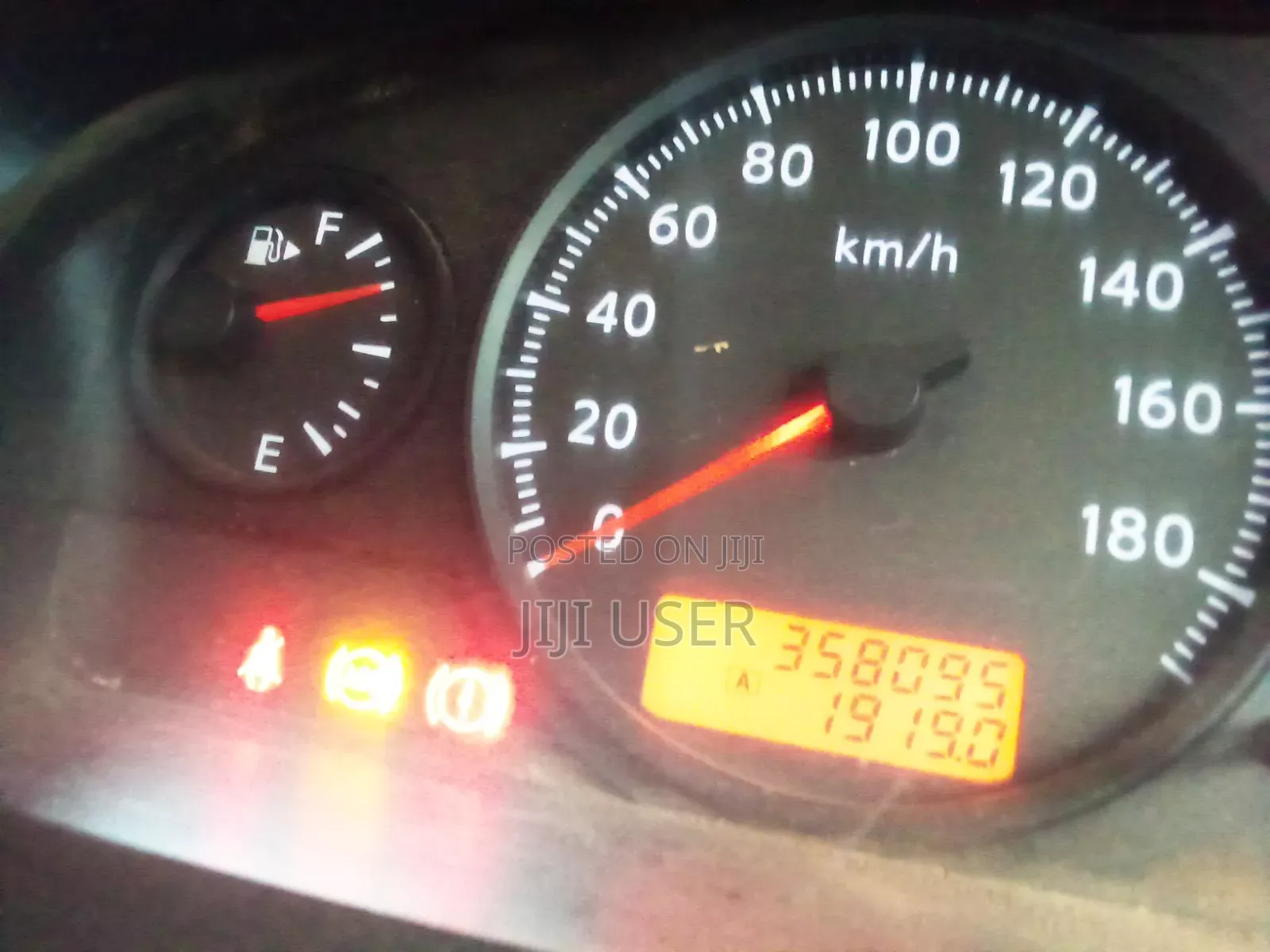 Nissan Caravan (Urvan) 2009 Yellow