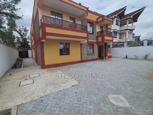 6bdrm Maisonette in Syokimau, Gateway Mall Area for rent