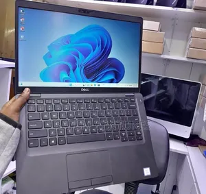 Laptop Dell Latitude 5300 8GB Intel Core i7 SSD 256GB