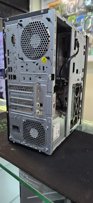 Desktop Computer Lenovo ThinkStation P330 8GB Intel Core i7 HDD 500GB