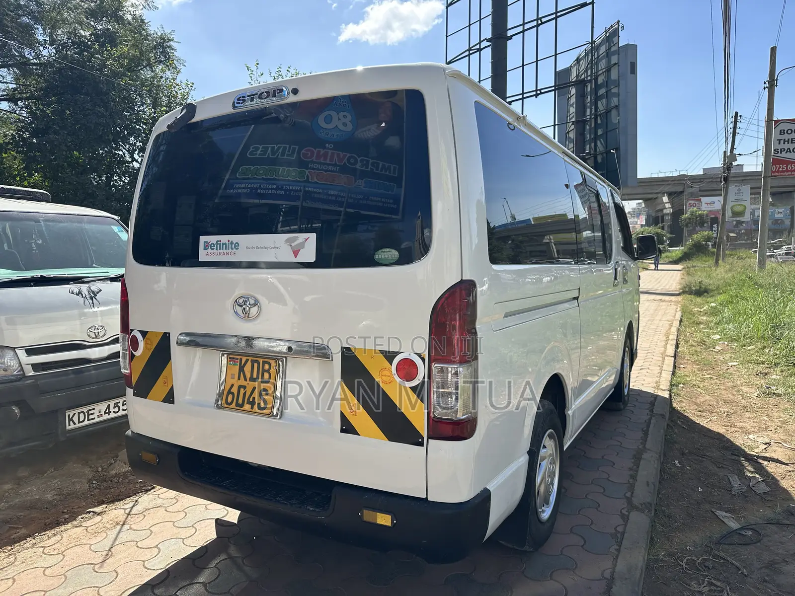 Toyota HiAce 2015 White
