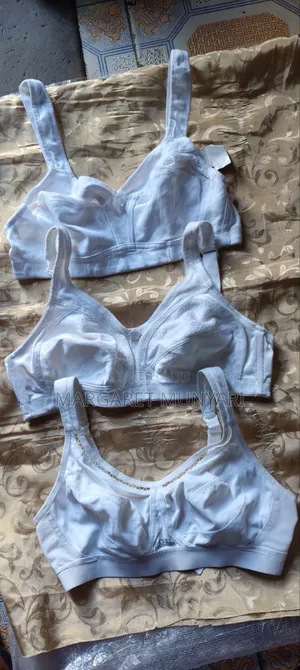 Wireless and Wired Coloured Bras