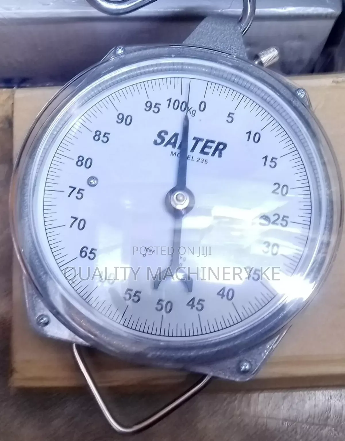 Easy to Read Salter Hanging Scale