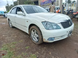 Toyota Crown 2007 White