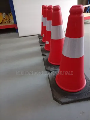 Reflective Construction Safety Cone – 50cm